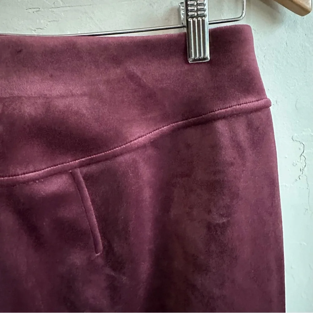 NWT Lululemon Scuba HighRise Mini Skirt Velvet in Garnet Sz S - Picture 13 of 15